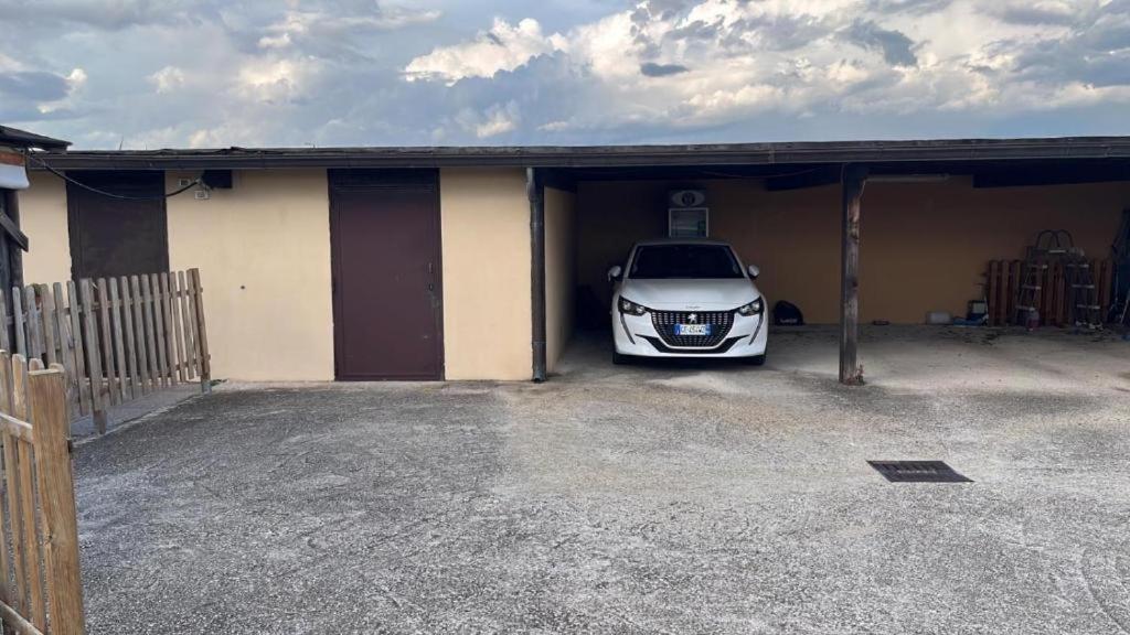 Apartamento Lizzies Hus Fiumicino Exterior foto
