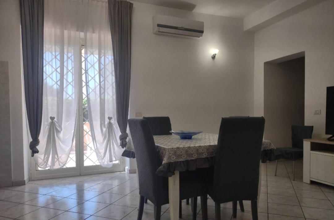 Apartamento Lizzies Hus Fiumicino Exterior foto
